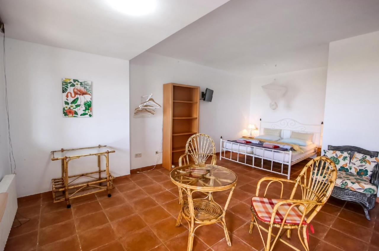 Pinkflamingo Hotel Denia Bagian luar foto